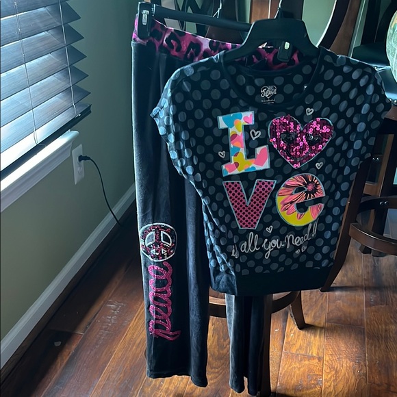 Justice Sparkly Love Is All You Need Black and Pink Matching Set. Size 12-14. - Picture 1 of 10